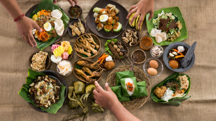Entenda com Leonardo Rocha de Almeida Abreu o papel da gastronomia na identidade cultural.