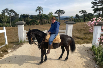 Altevir Seidel explica como as estruturas metálicas revolucionaram a engenharia moderna com leveza, resistência e eficiência construtiva.