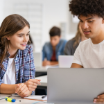Gustavo Morceli explica como projetos educacionais brasileiros estão conquistando relevância global ao unir inovação, impacto social e qualidade pedagógica.